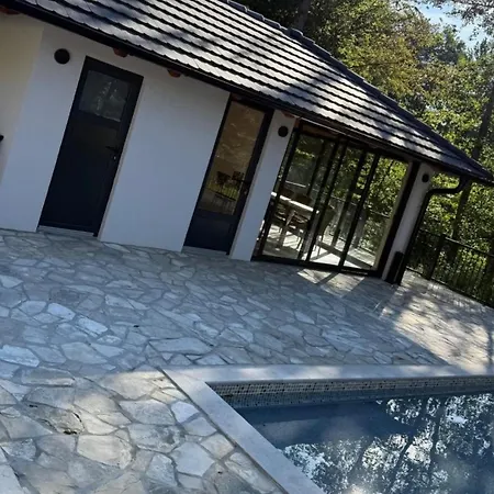Kozara Chalet *